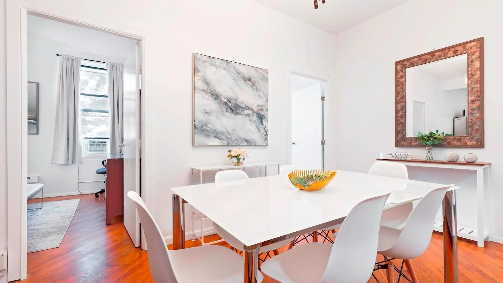 Prime Location Upper Manhattan Furnished Apartment ニューヨーク